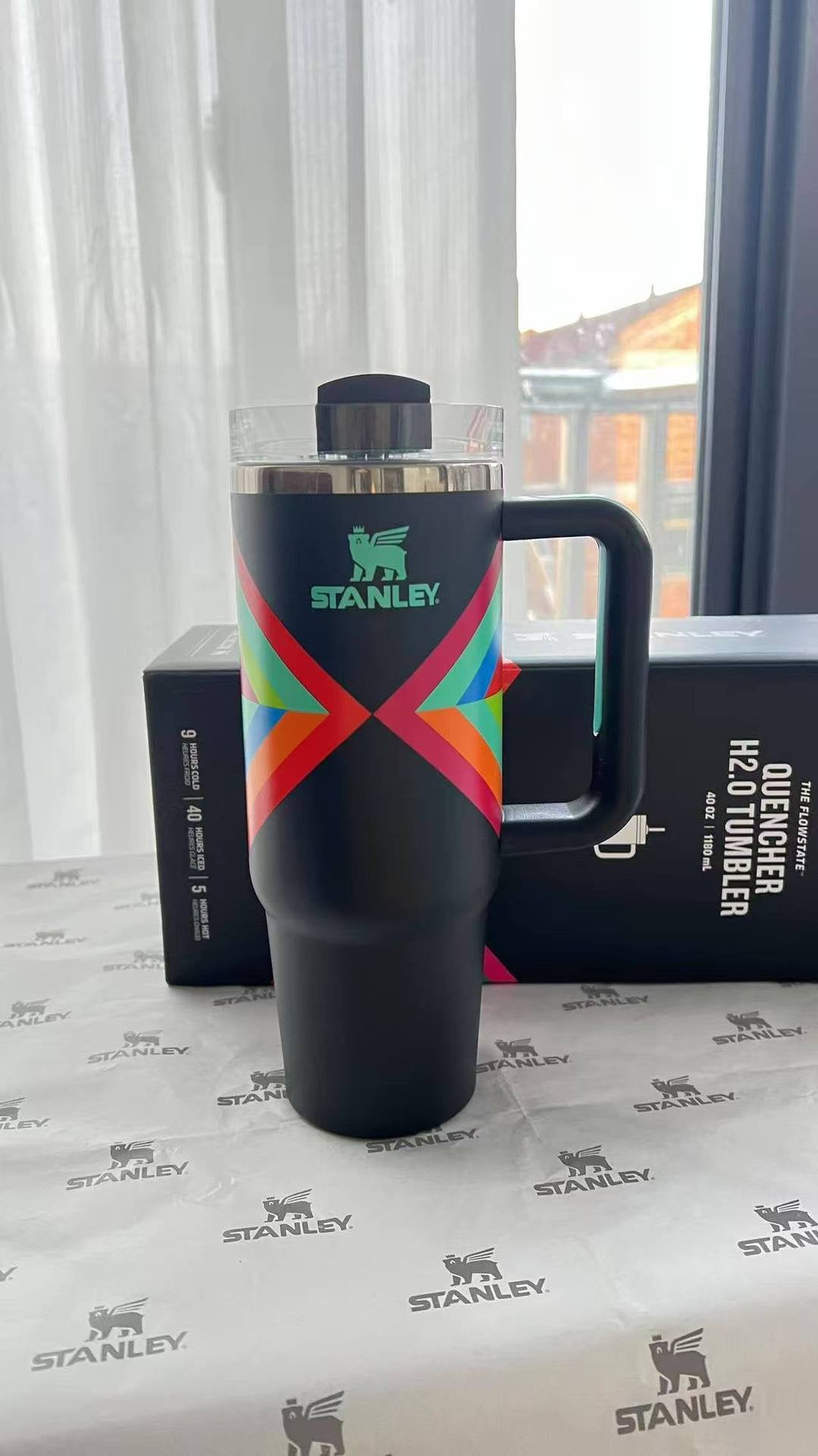 Stanley HYPER GEOMETRIC - Blend Gifts