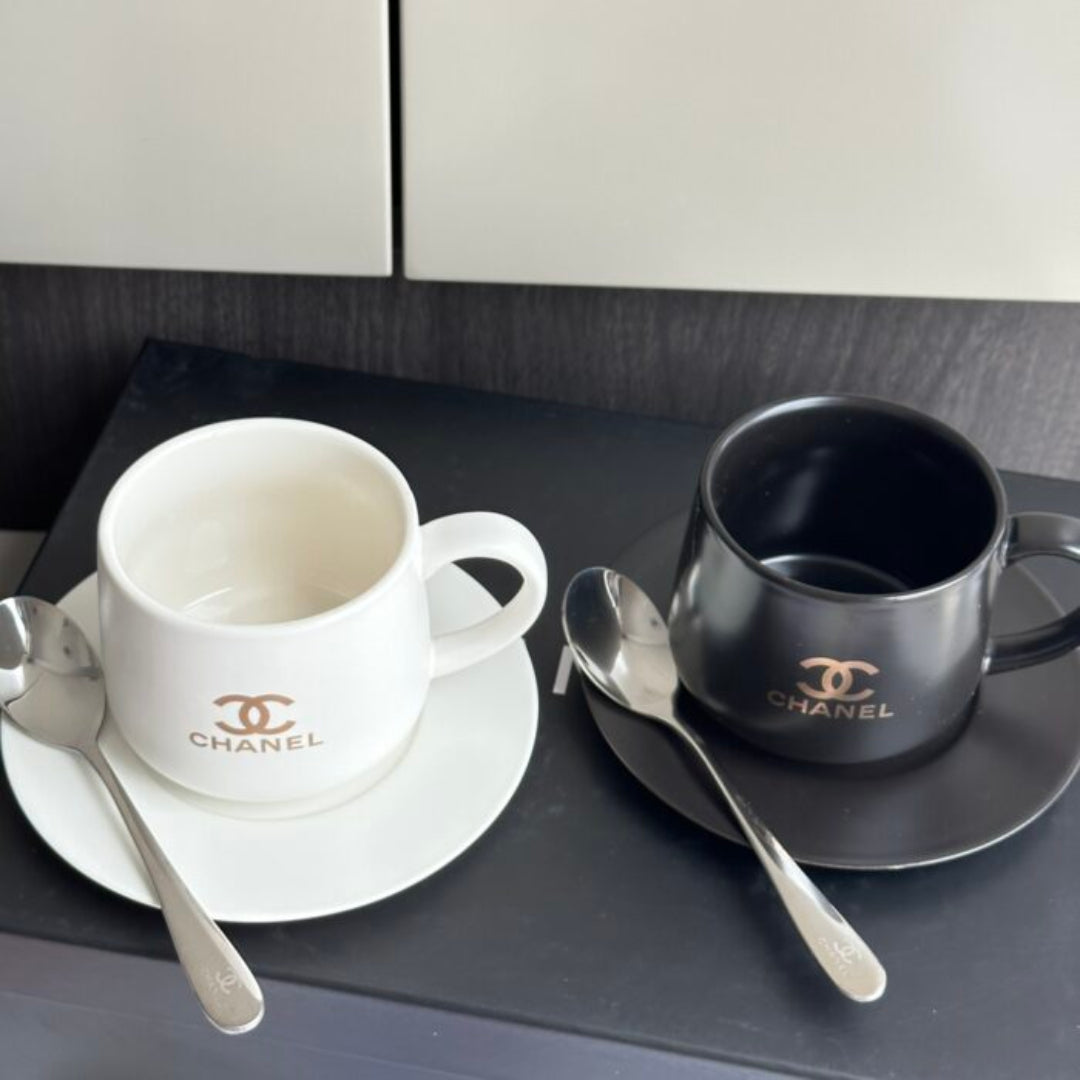 Chanel mug set