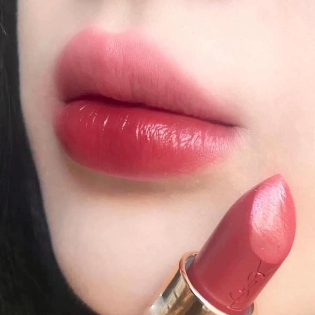 Yves Saint Laurent Rouge