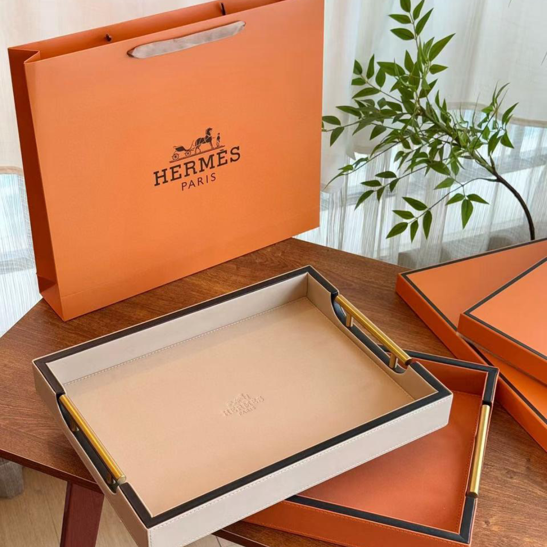 Hermes tray