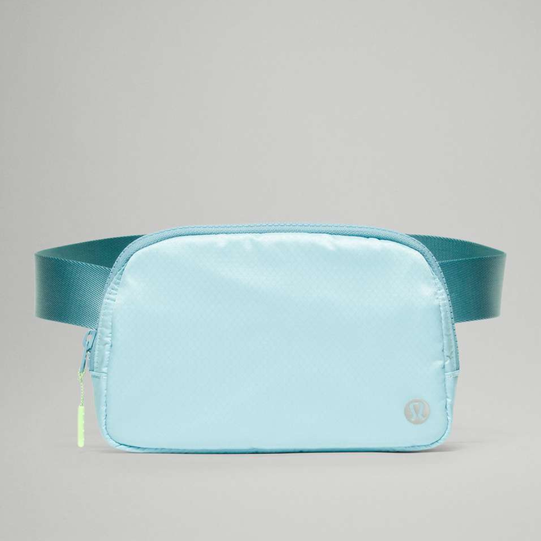 Lululemon belt bag