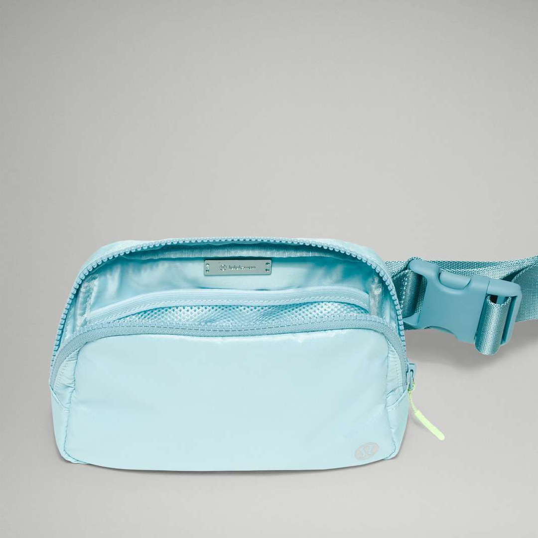 Lululemon belt bag