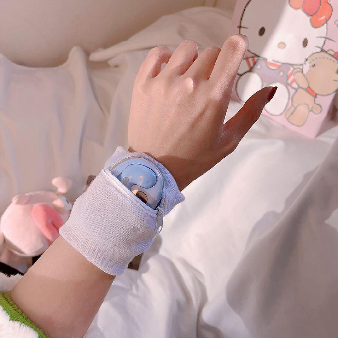 A wristband with a zipper