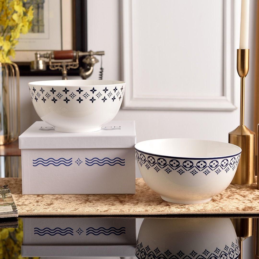 Louis Vuitton porcelain set