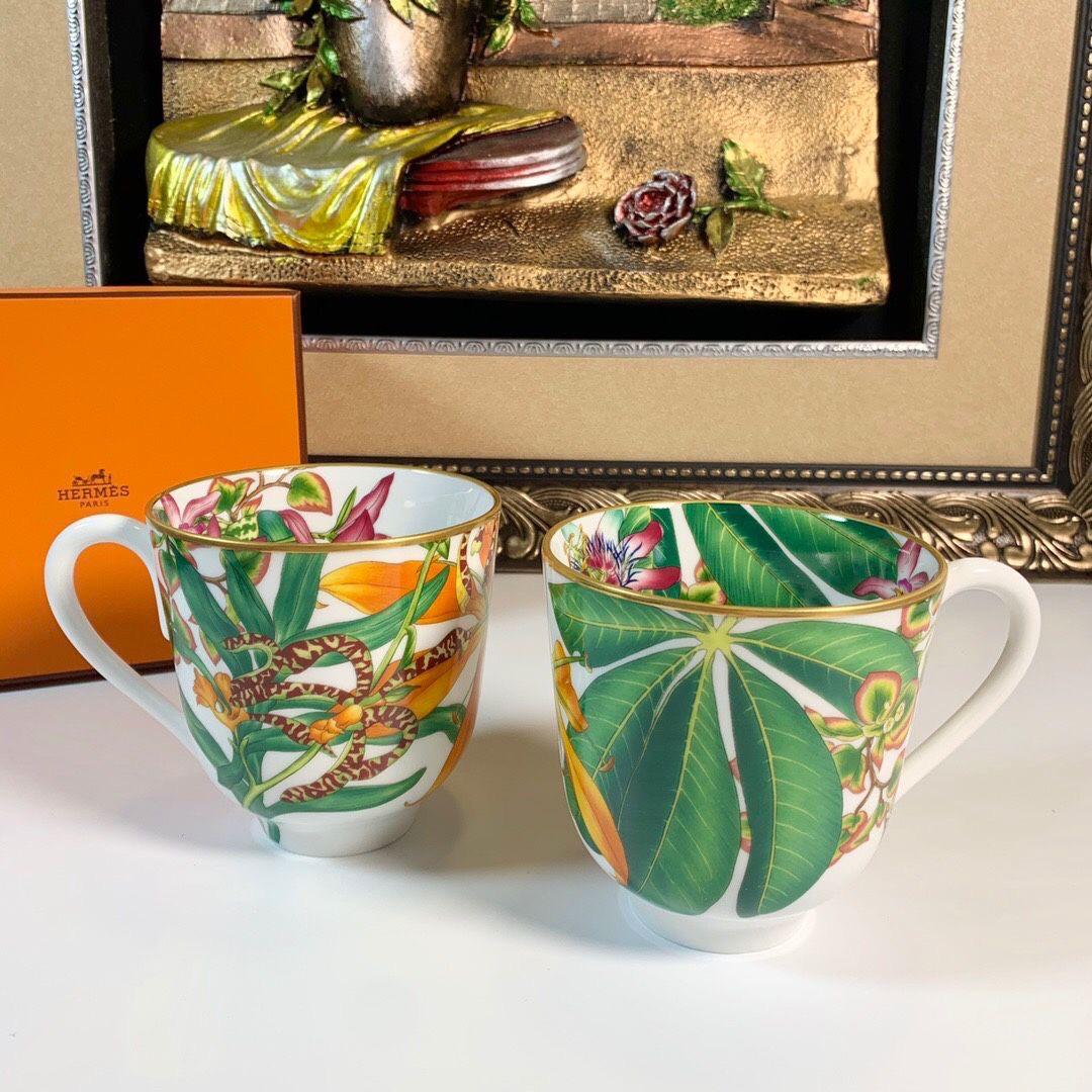 Hermes Cups & Vase