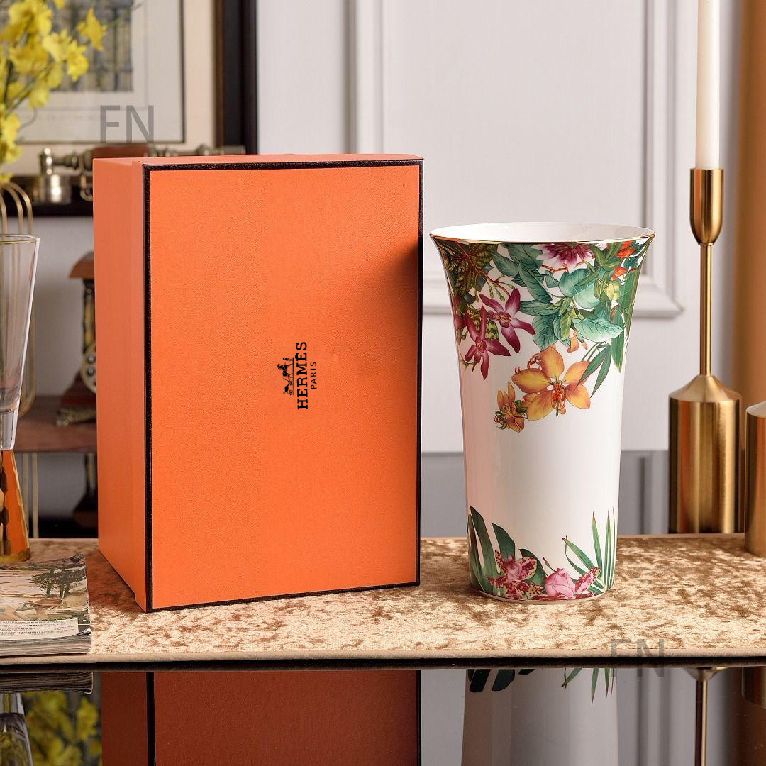 Hermes Cups & Vase