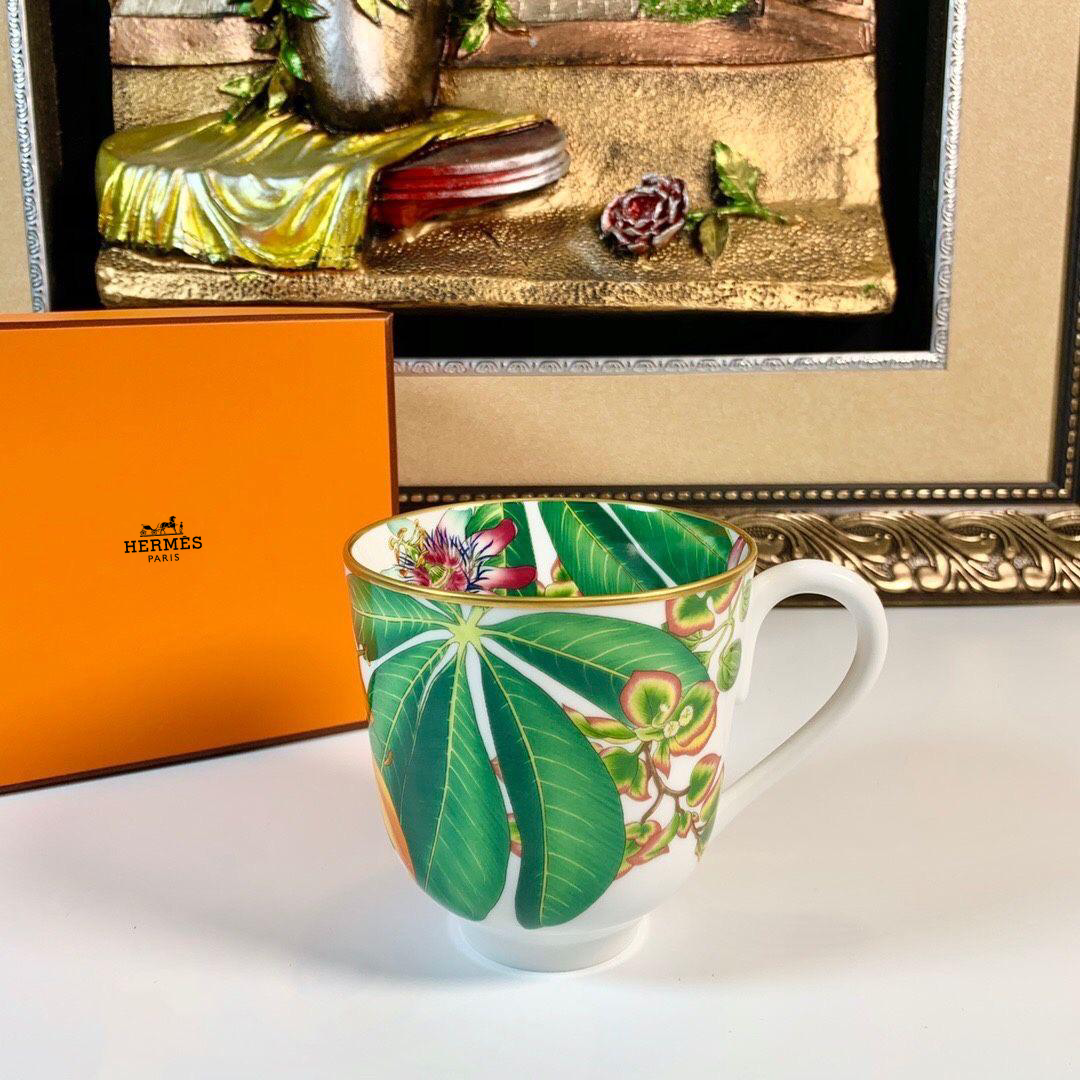 Hermes Cups & Vase