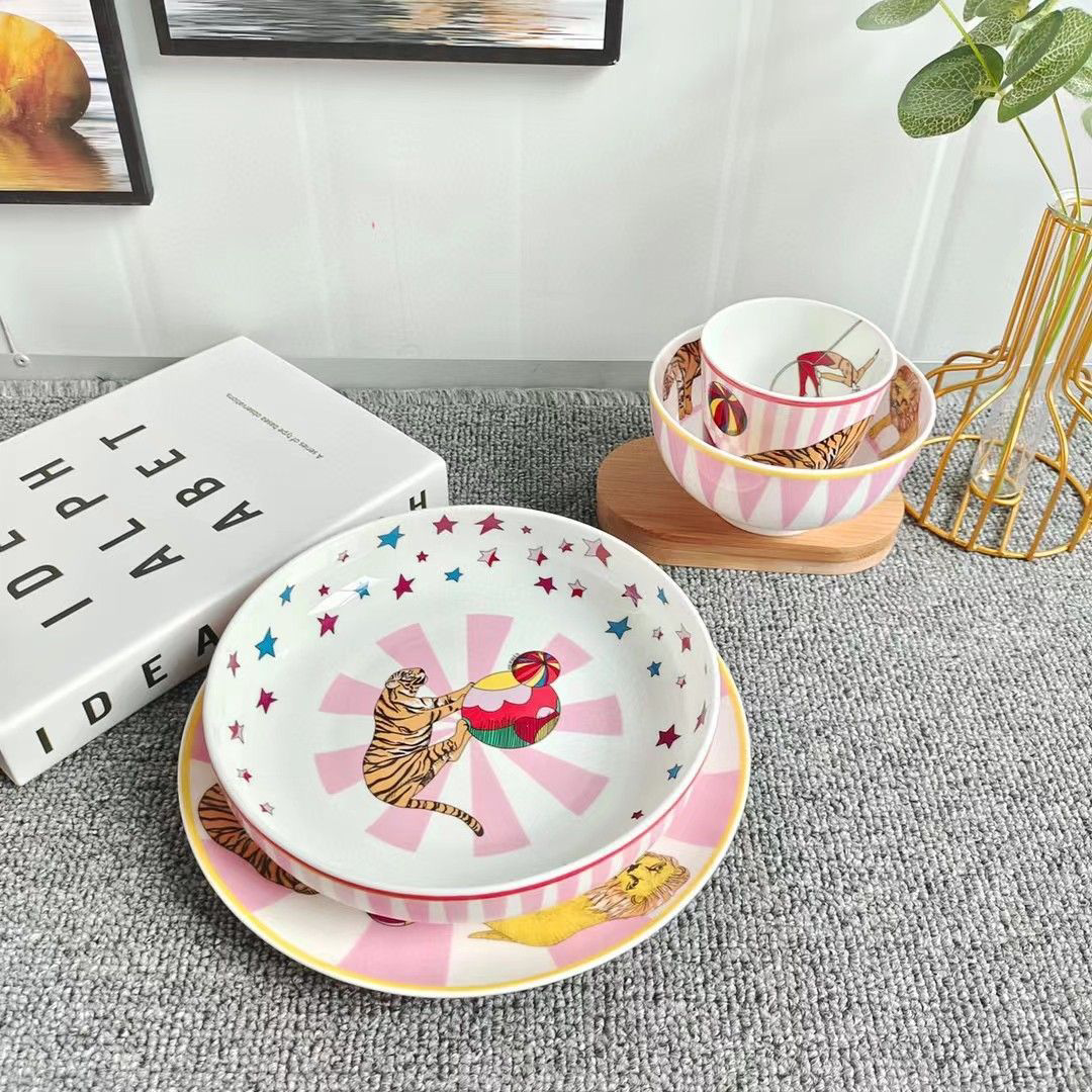 Hermès porcelain dinnerware