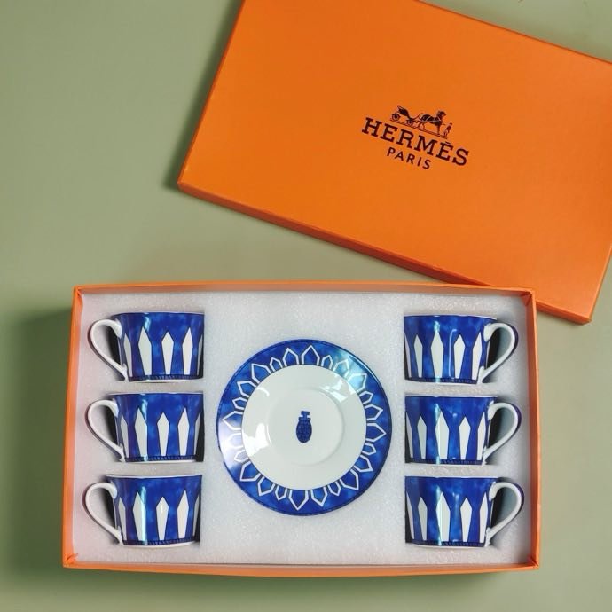 Hermes coffee cup