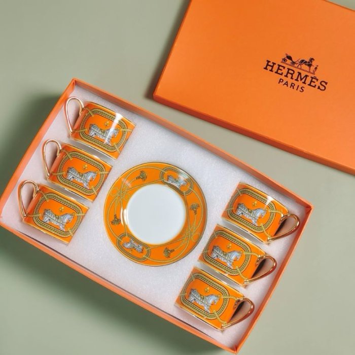 Hermes coffee cup