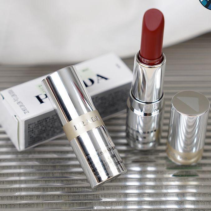Prada lipstick