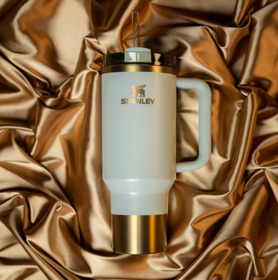 Stanley's holiday cups. - Blend Gifts