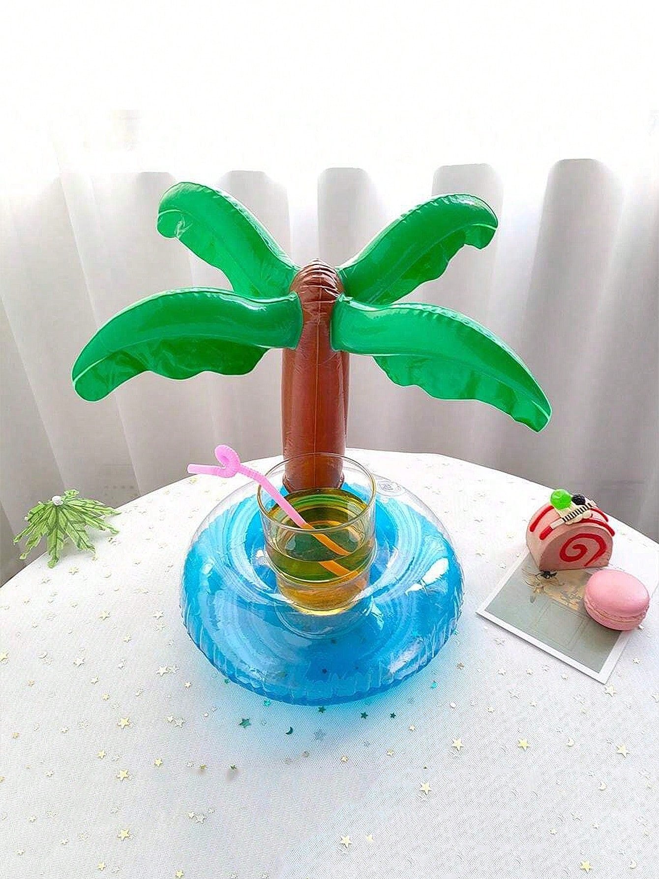Pool Cup Holder - 2 Blend Gifts
