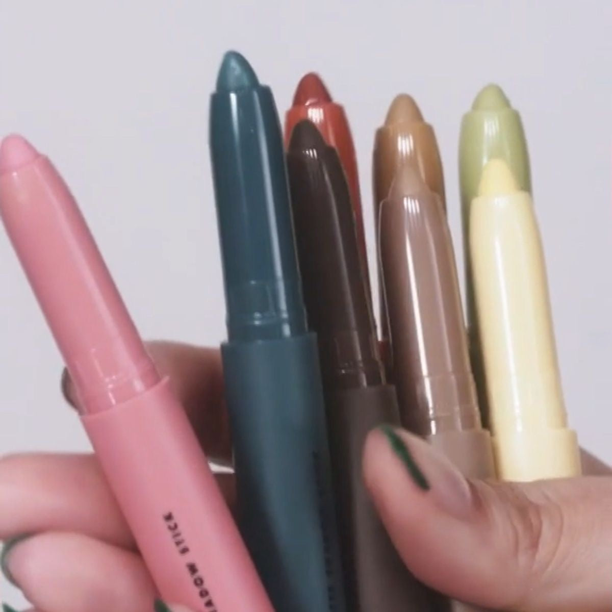 e.l.f. No Budge Shadow Stick