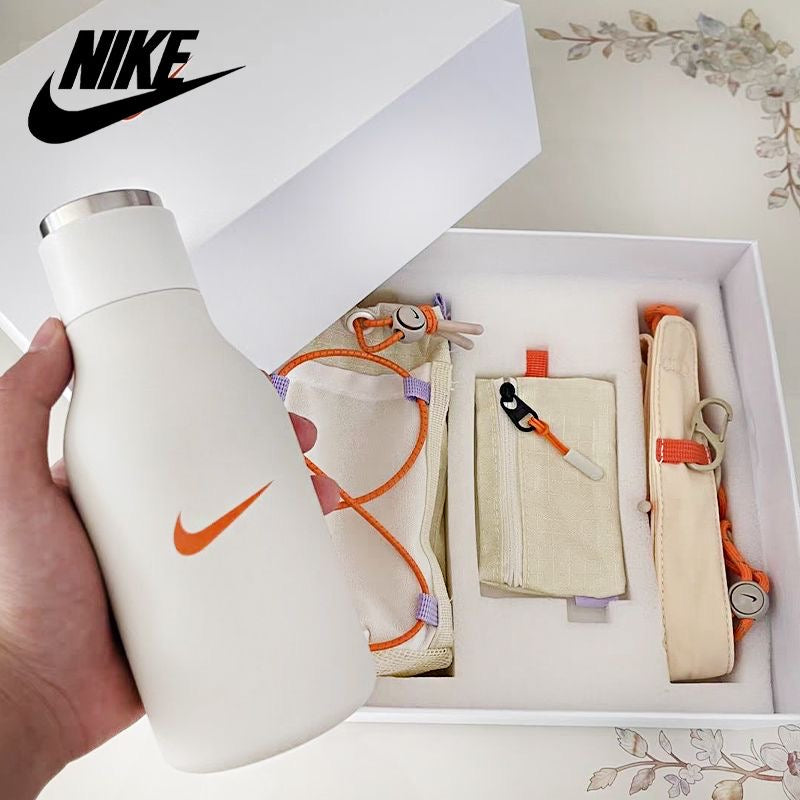 Nike Thermos set