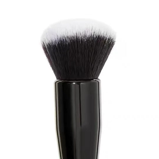 e.l.f. Ultimate Blending Brush