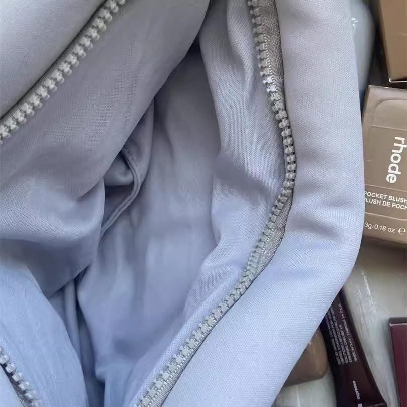 Rhode cosmetics bag. - Blend Gifts