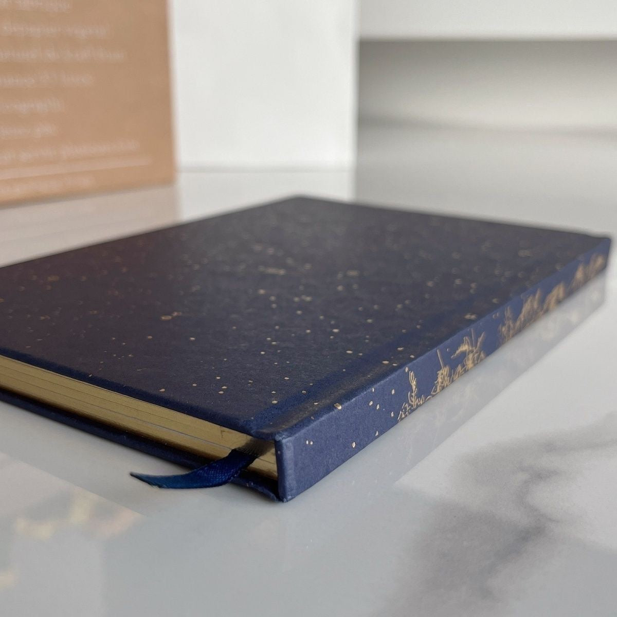 DIOR NOTEBOOK HOLIDAY 2022 Edition - Blend Gifts