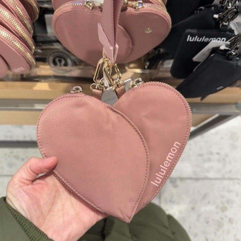 lululemon Dual Pouch Wristlet
Heart - Blend Gifts