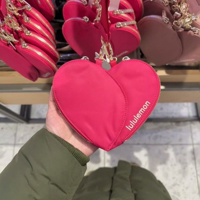 lululemon Dual Pouch Wristlet
Heart - Blend Gifts