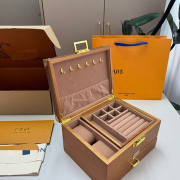 louisvuitton 3-layer wooden jewelry trunk box. DIOR