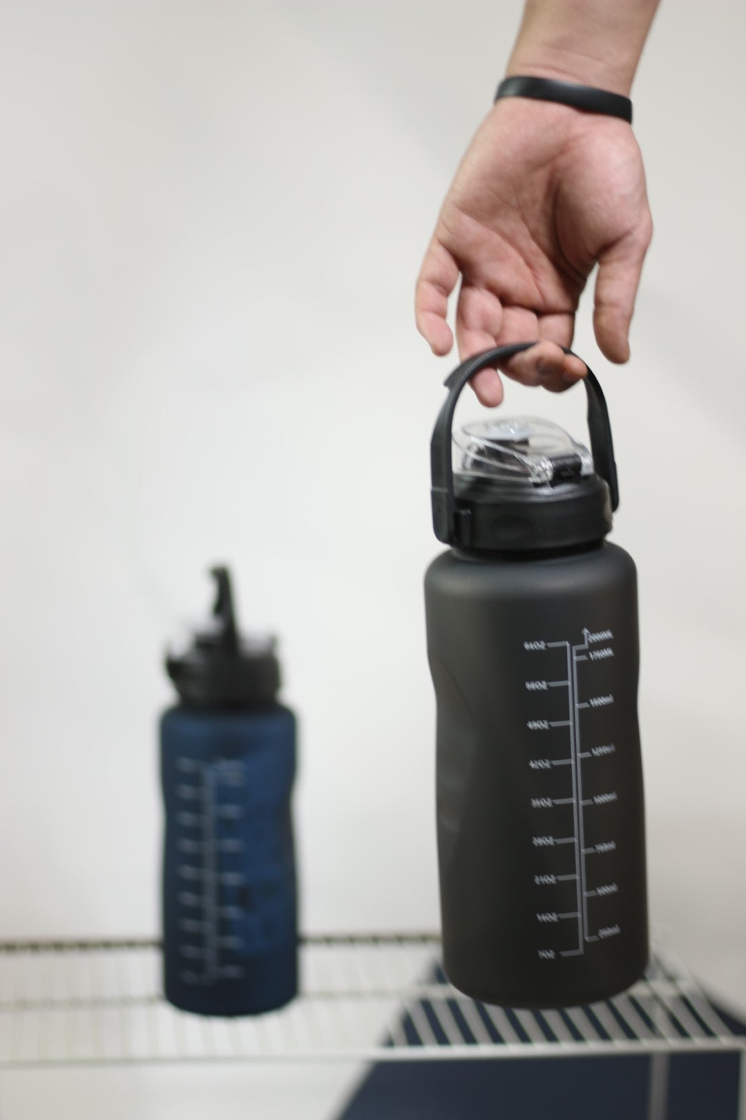 3 in 1 Bottle with mobile holder - Bottle 28 - Blend Gifts