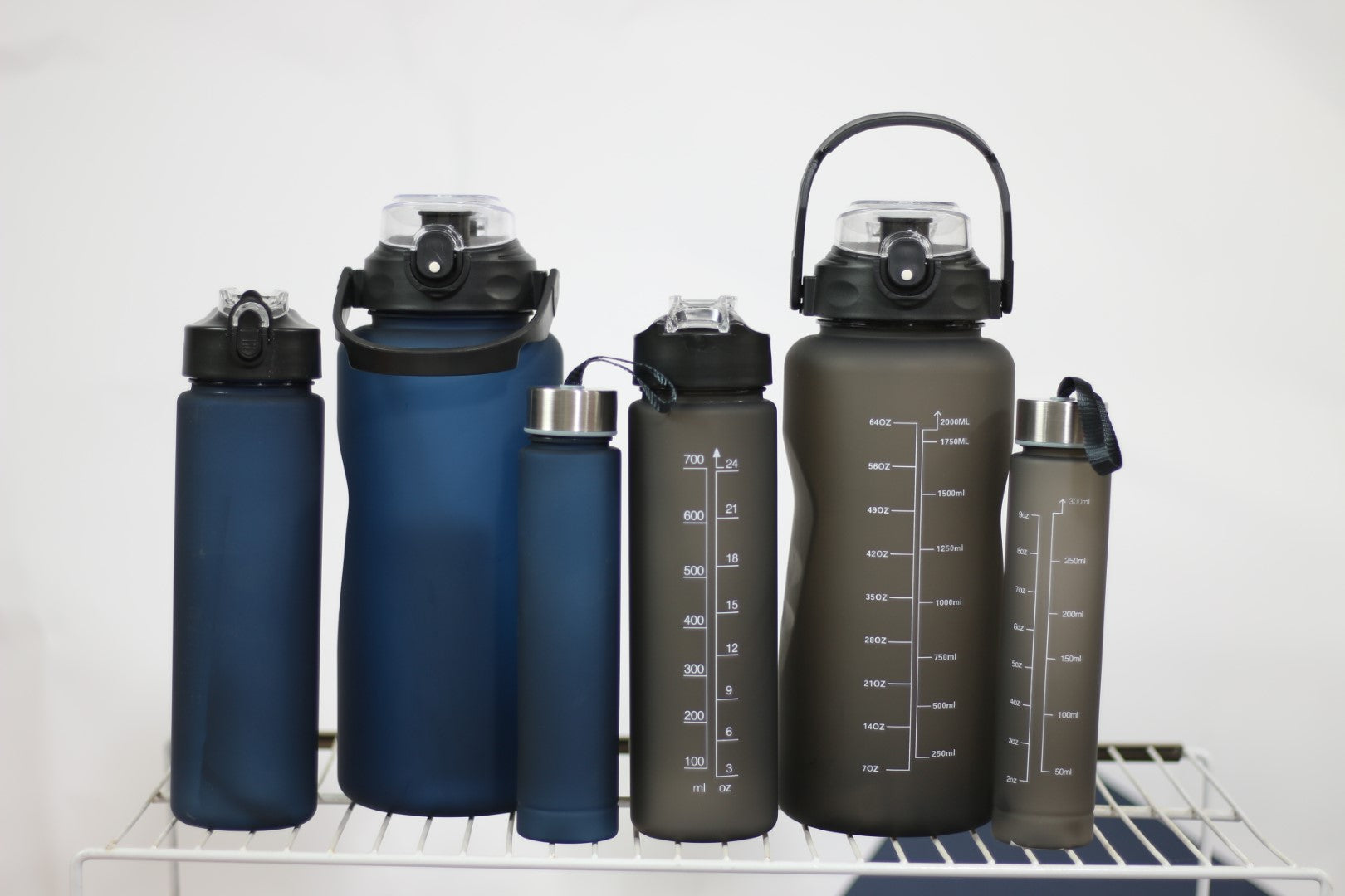 3 in 1 Bottle with mobile holder - Bottle 28 - Blend Gifts