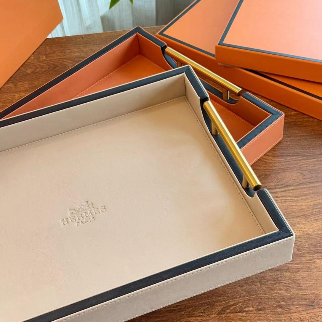 Hermès Tray
