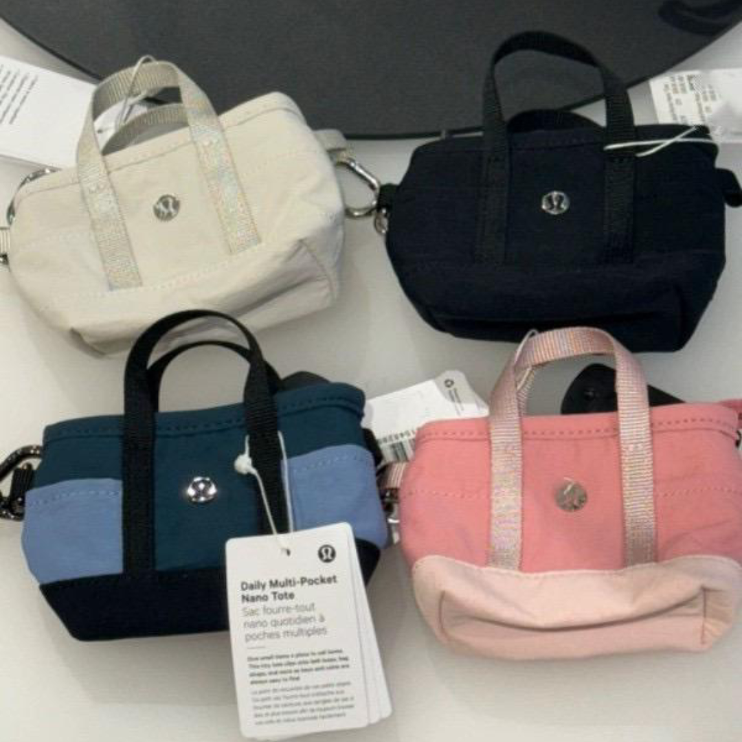 Lululemon mini fabric pouch