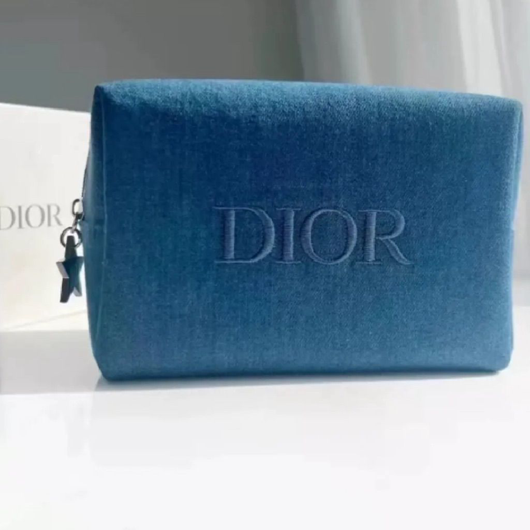 Dior Cosmetics Fragrance 4-Piece Set with Makeup Bag Blend Gifts