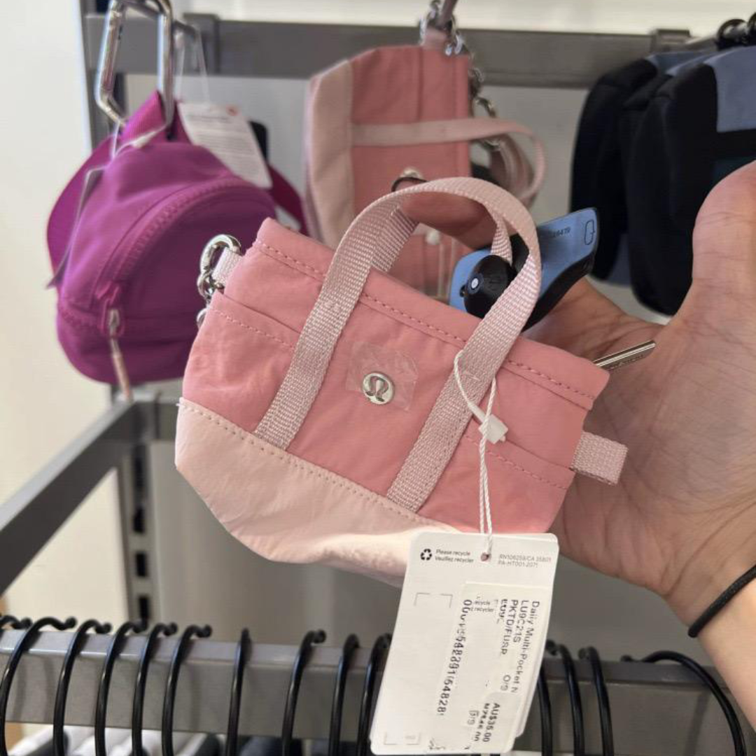 Lululemon mini fabric pouch
