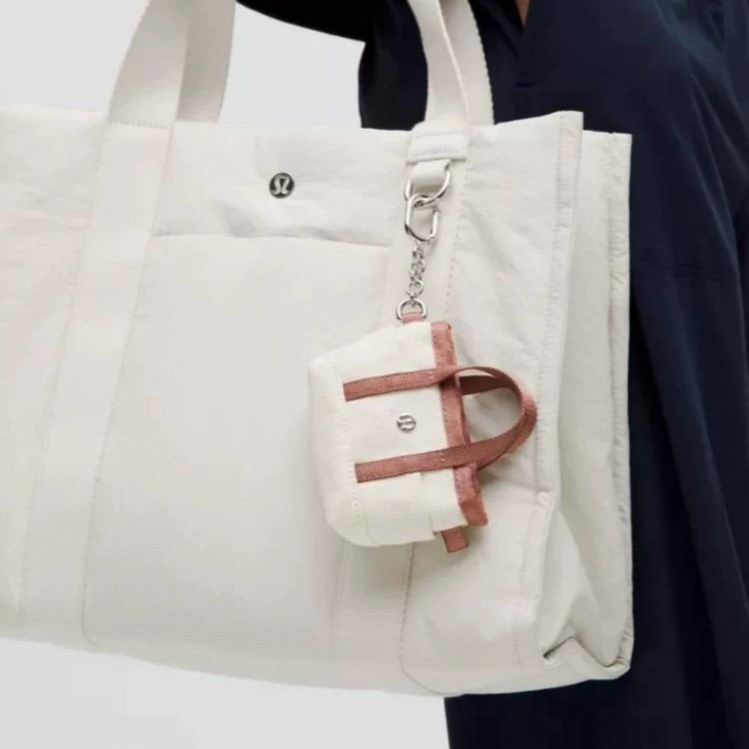 Lululemon mini fabric pouch