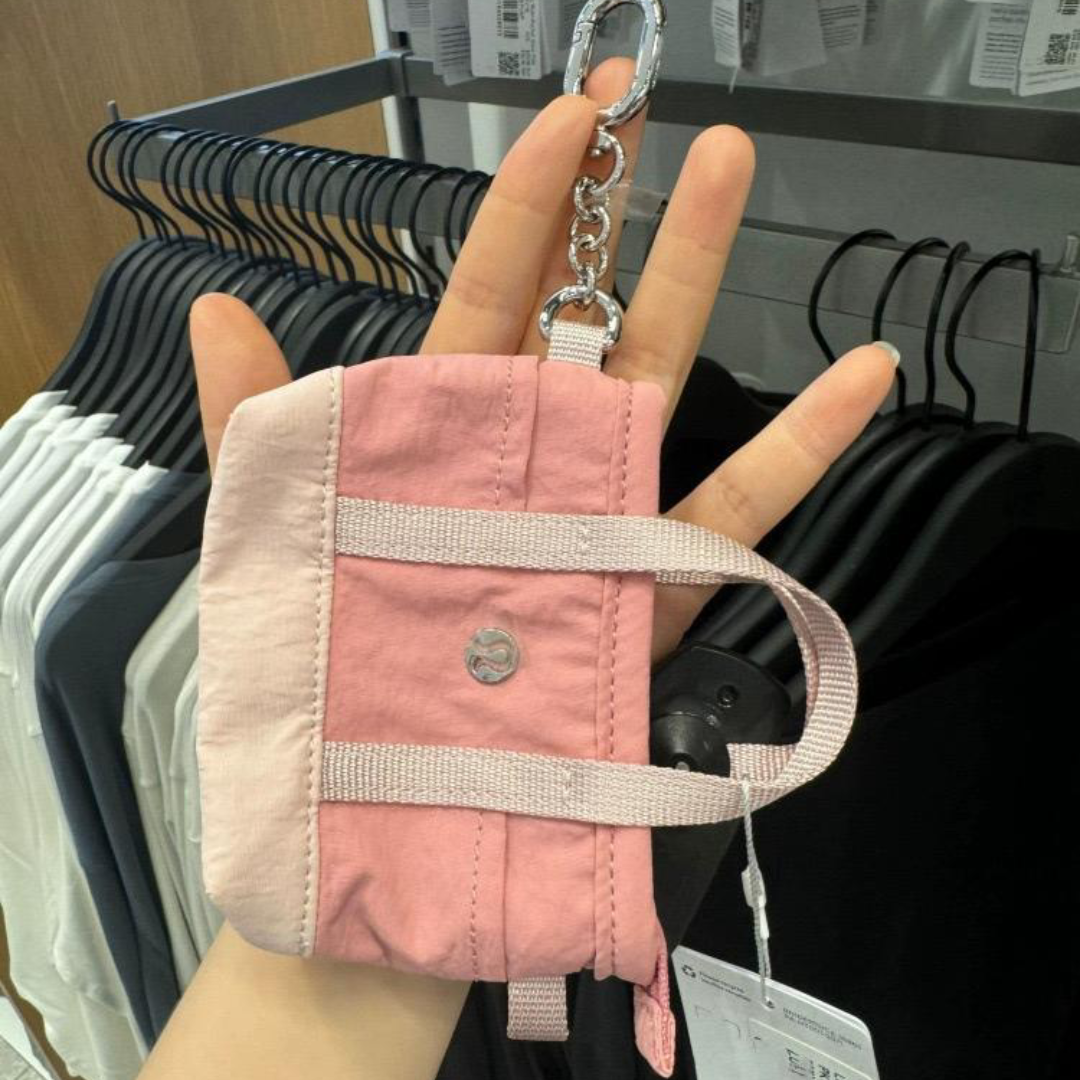 Lululemon mini fabric pouch