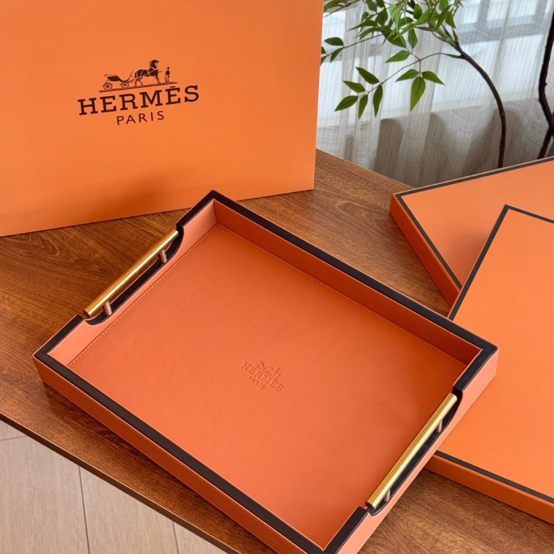 Hermes tray