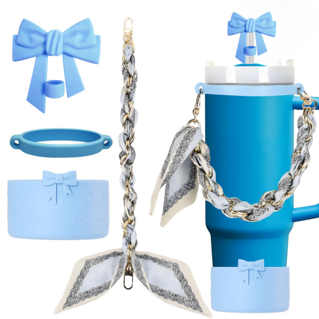Sip in Style – The Chic Chain Tumbler