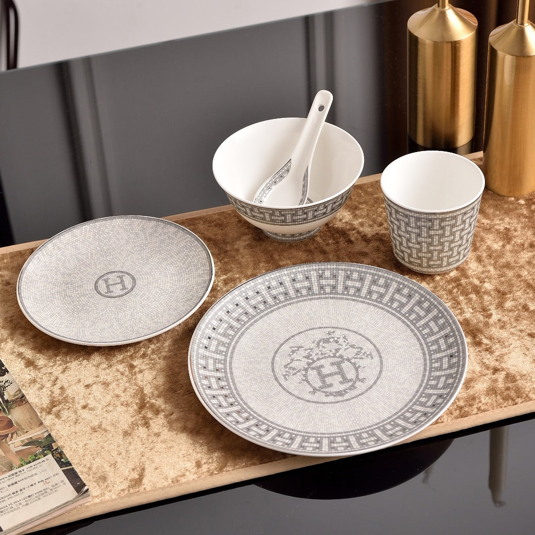 Hermès Dinnerware