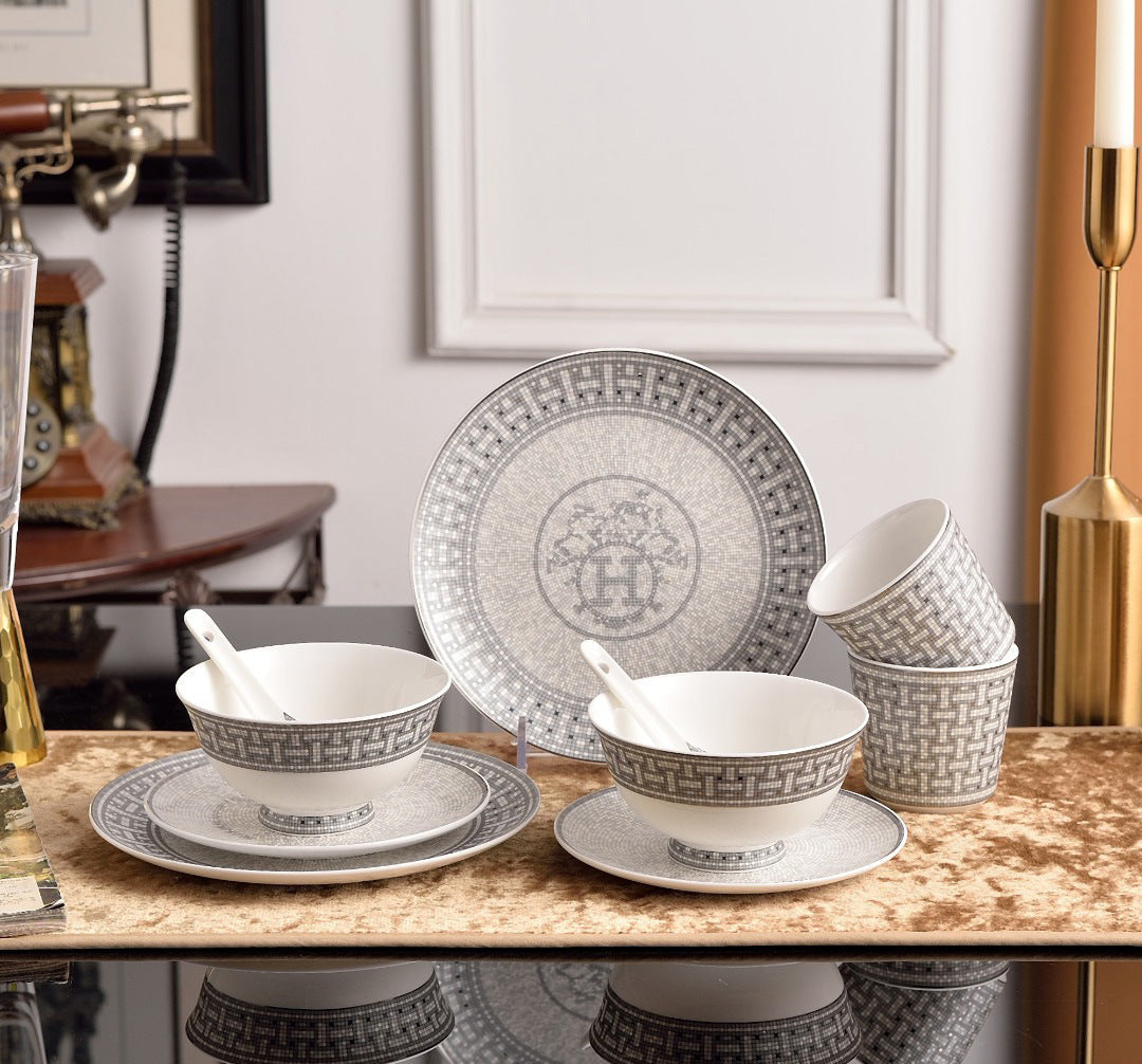 Hermès Dinnerware