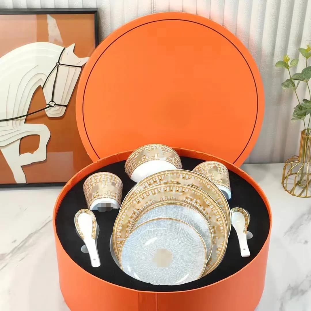 Hermès Dinnerware
