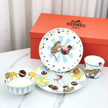 Hermès porcelain dinnerware