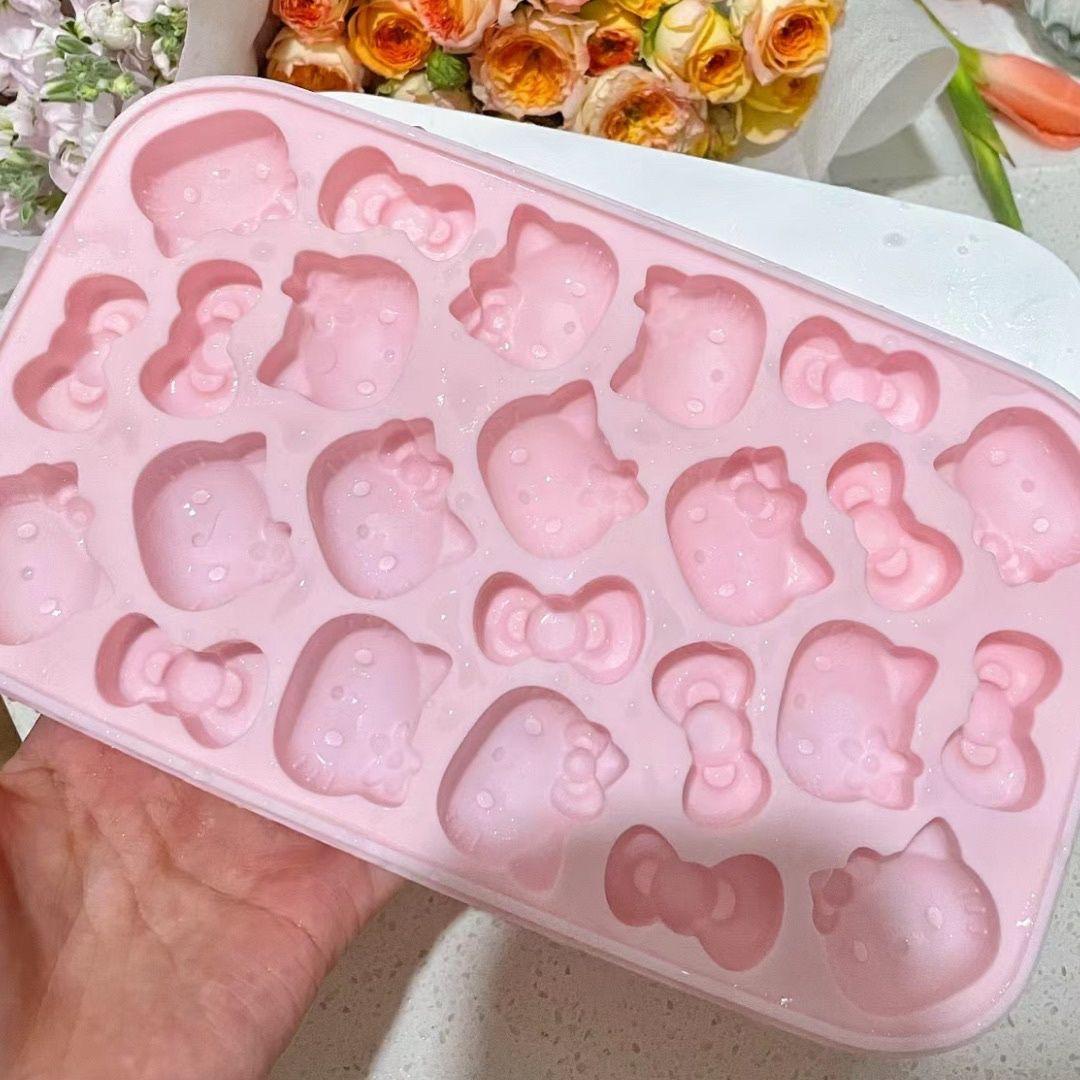Hello Kitty-themed ice cube