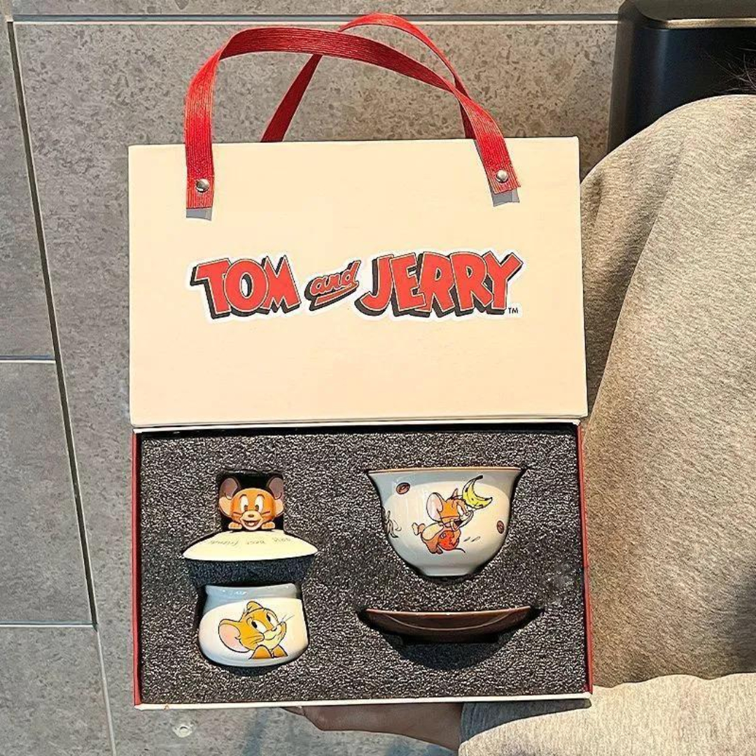 Tom & Jerry Ceramic Tea Set with Gift Bag