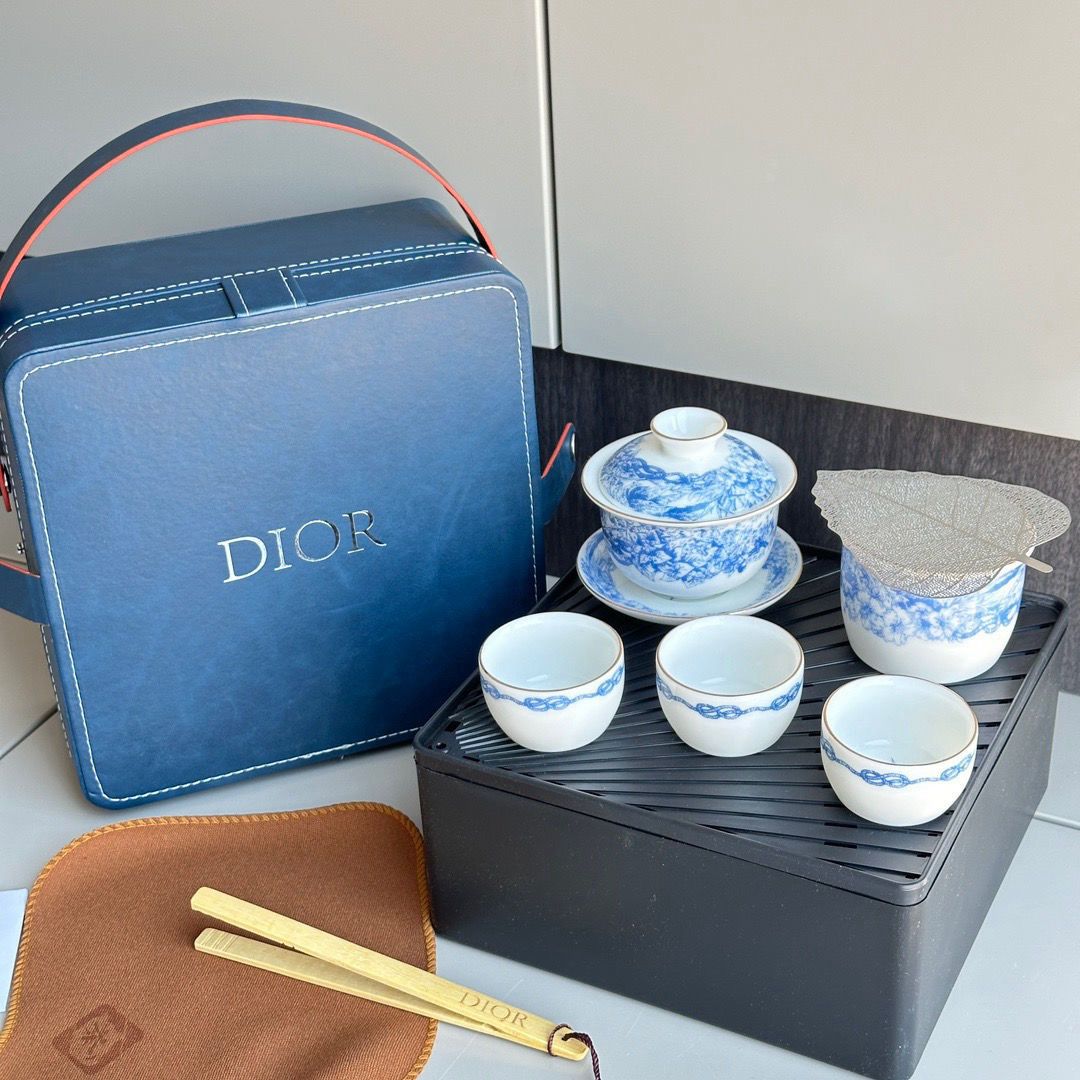 Dior Infinite Dream Blend Gifts
