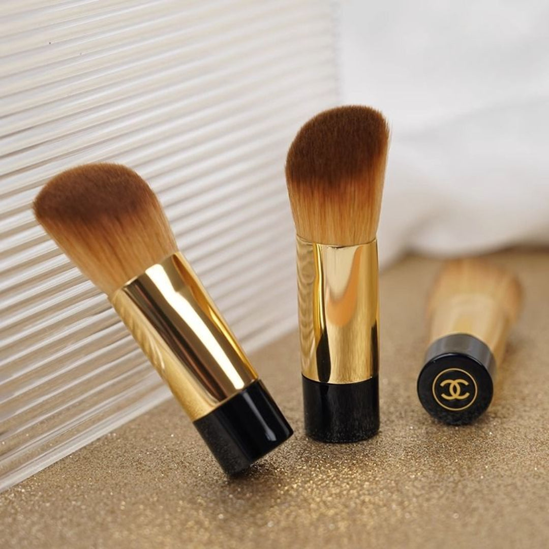 Chanel Foundation Brush Blend Gifts
