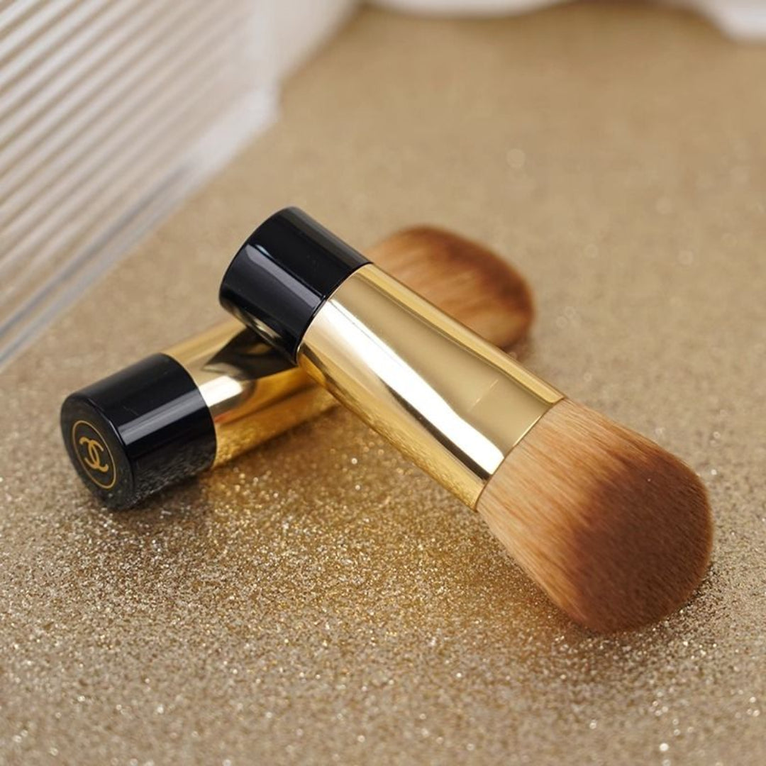 Chanel Foundation Brush Blend Gifts