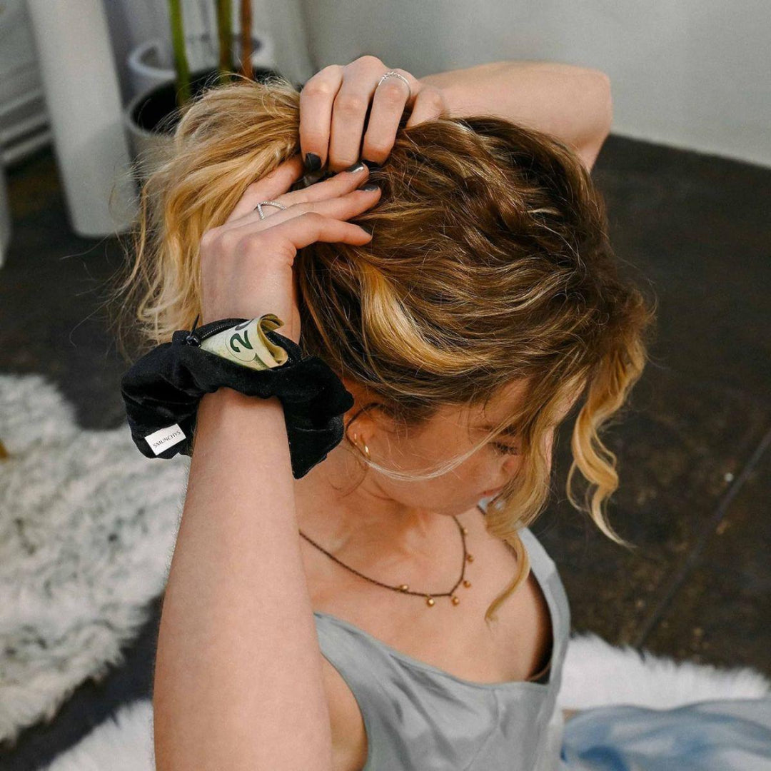 Velvet Scrunchie Set – Soft Hair Ties