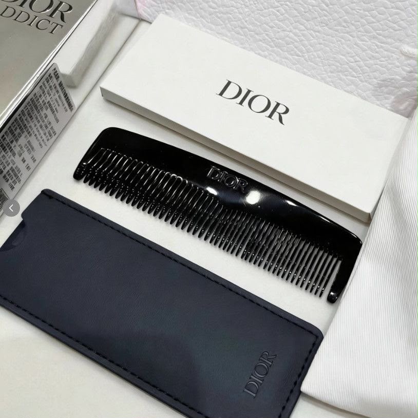 Dior Hair Comb with a Leather Case DIOR