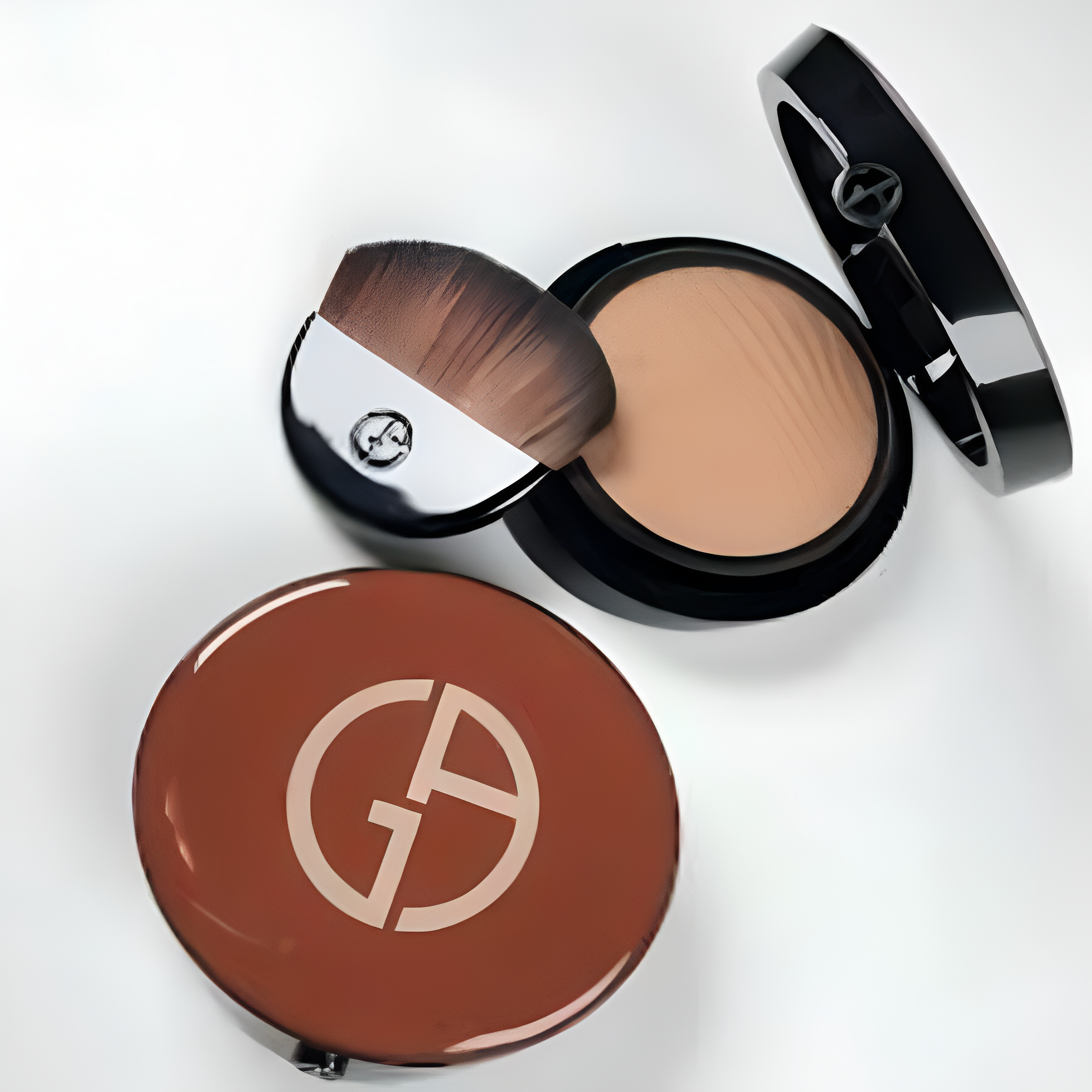 Giorgio Armani Luminous Silk Glow Fusion Powder