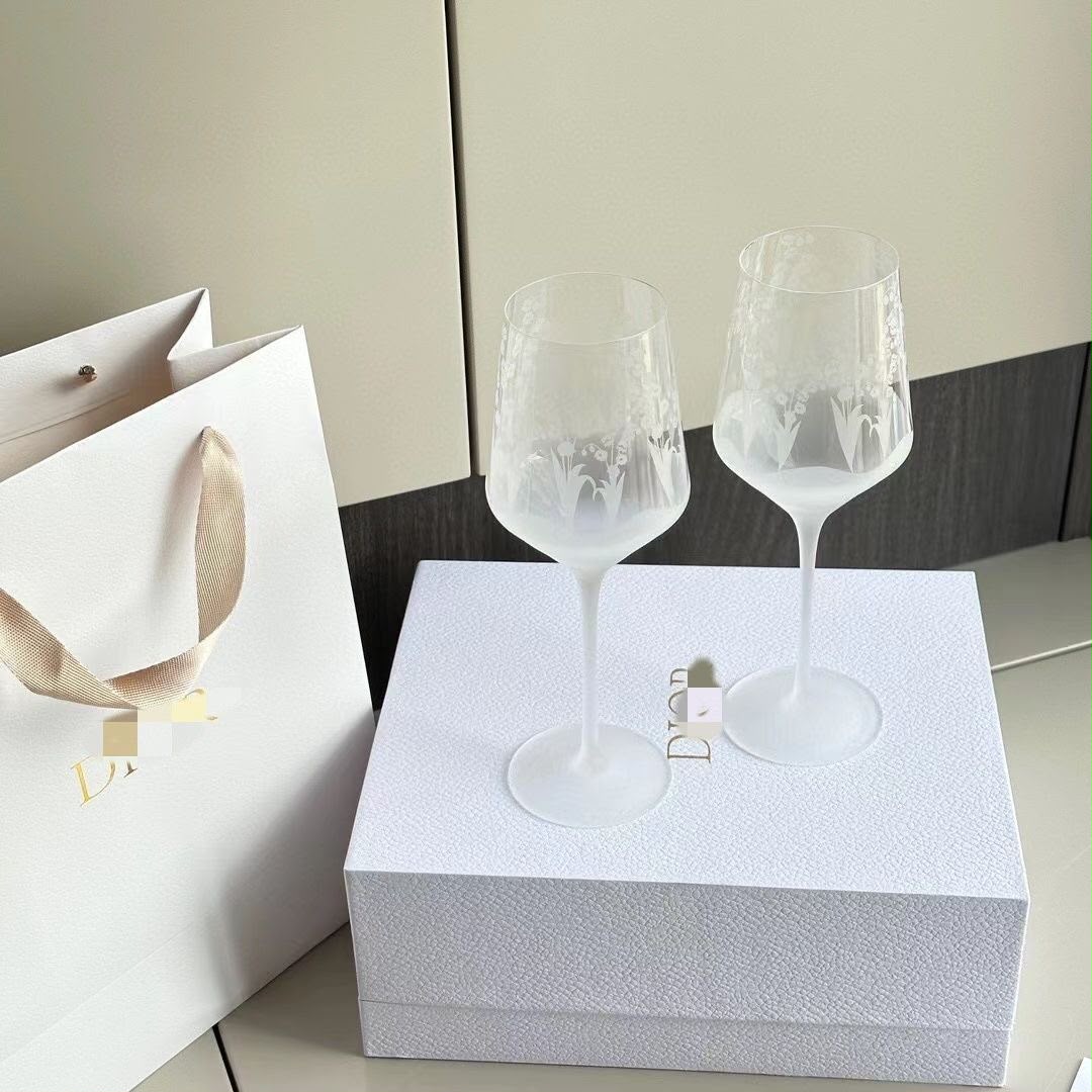 Christian Dior Light Luxury Lily of the Valley Pattern Crystal Glass Gift Box