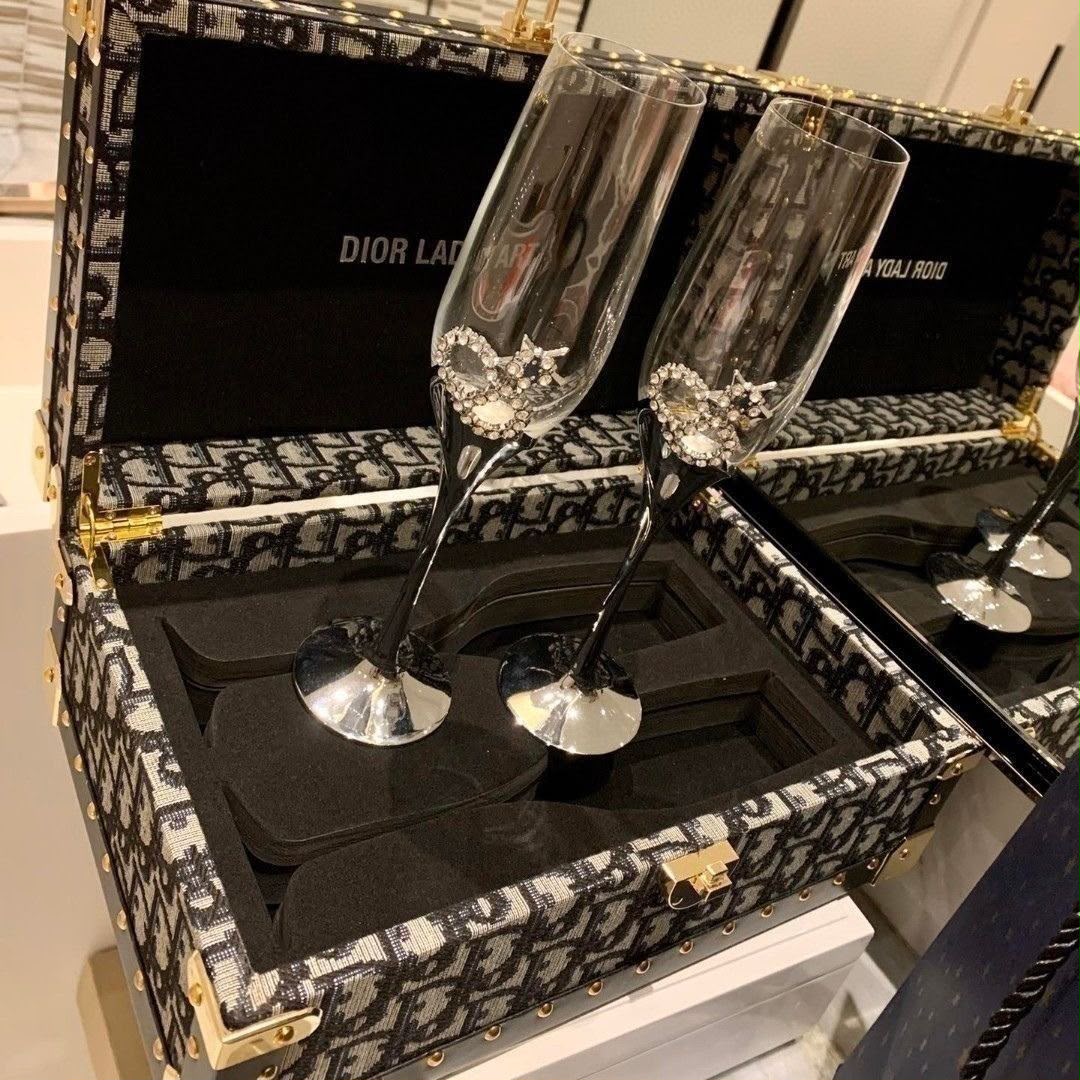 Christian Dior Light Luxury Lily of the Valley Pattern Crystal Glass Gift Box