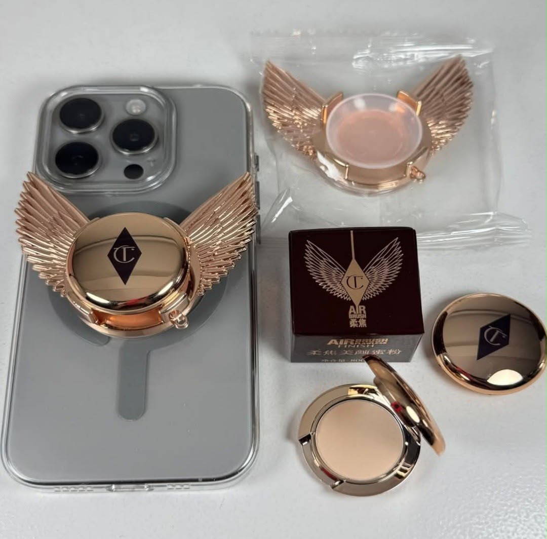 Charlotte Tilbury Winged Micro Powder Fair Winged Compact Phone Socket GWP mac